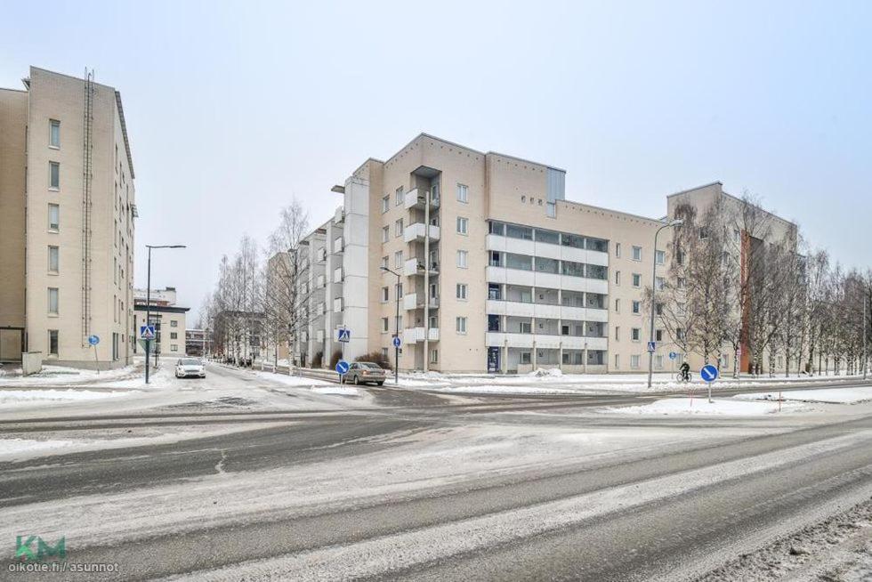 Bondo Oulu Privateroom-Yksityinenhuone-Личнаяkомната Into Centre-University-Bustrainstation,Sauna Exterior photo